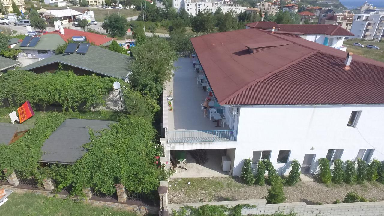Sani Family Hotel Beala Exterior foto