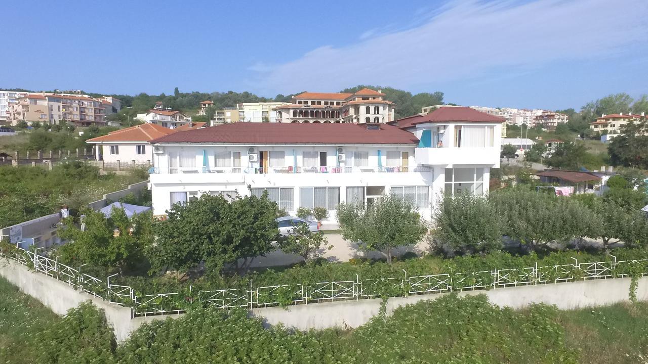 Sani Family Hotel Beala Exterior foto